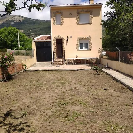 Holiday home Casa Abuelos Navalmoral