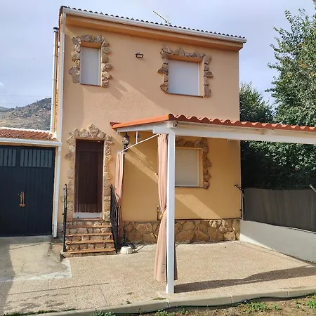 Casa Abuelos Holiday home Navalmoral